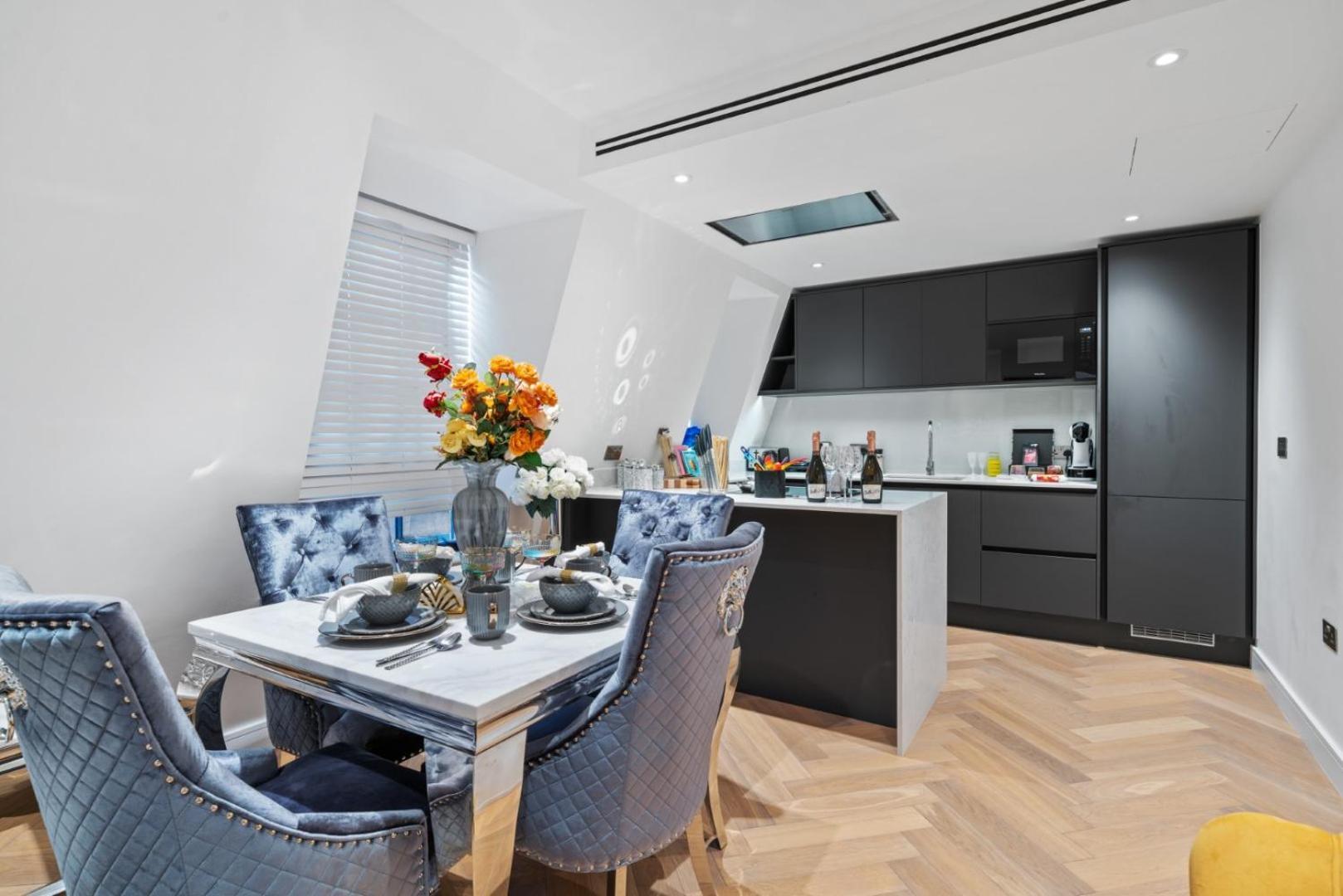 Stunning 1-Bedroom Penthouse In Marble Arch 72 Londýn Exteriér fotografie